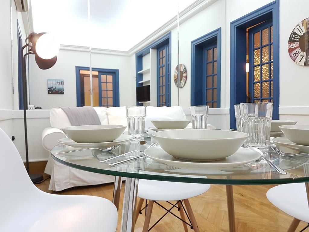 Errathens Aegean Apartment - Athens Center, 5 Bd, 2 Bath 외부 사진