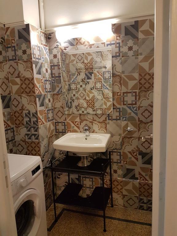 Errathens Aegean Apartment - Athens Center, 5 Bd, 2 Bath 외부 사진